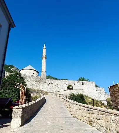 Stari Grad *