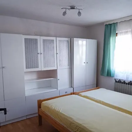 Stari Grad شقة